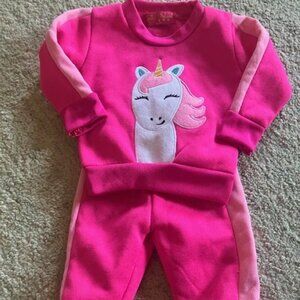 Baby size 0-3 Month Sweatsuit New w/out Tags